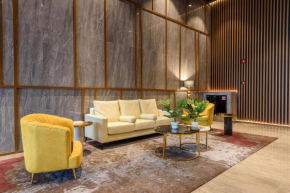 Tallest Concept Theme Suite KLCC